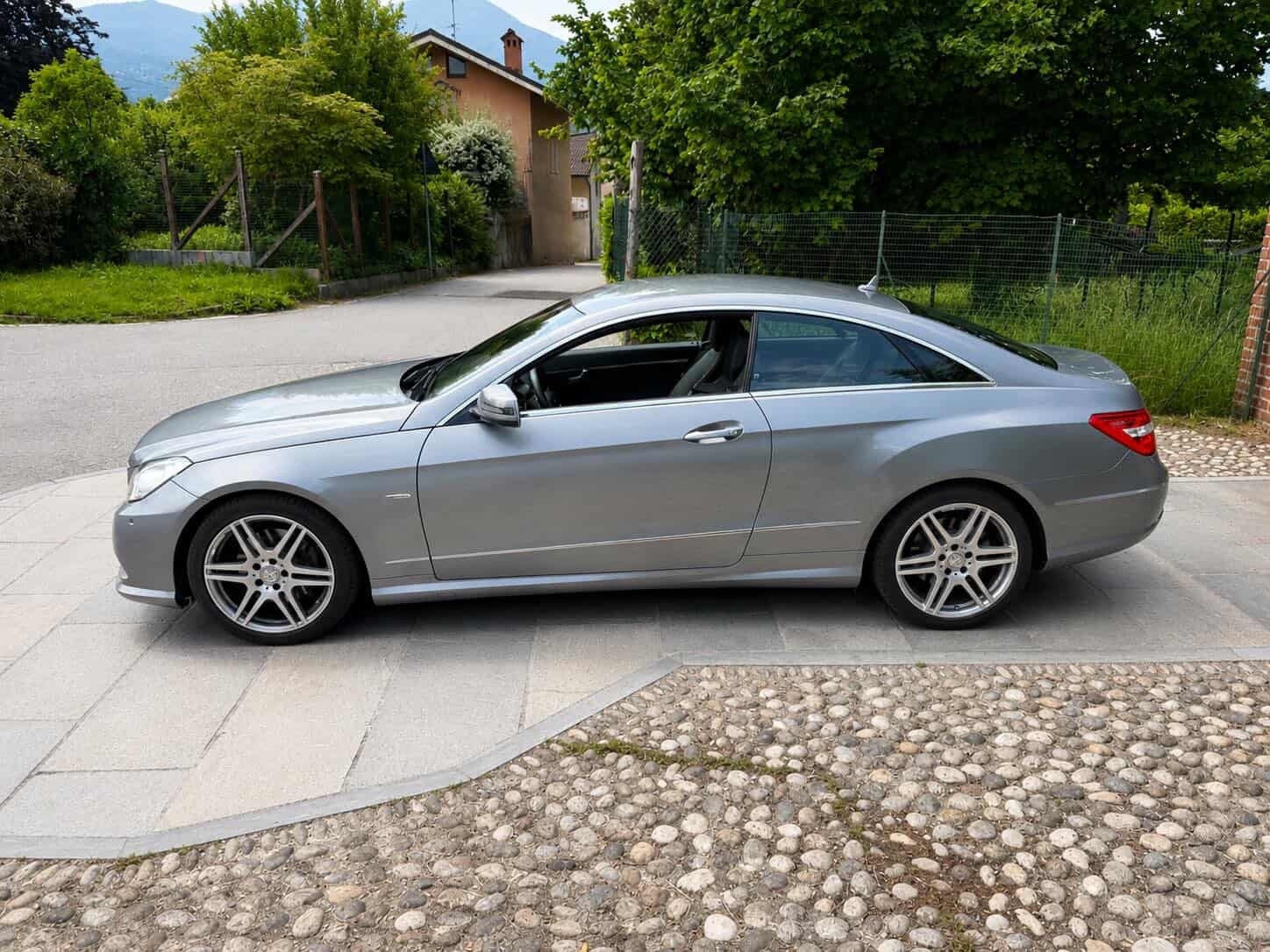 Mercedes-benz E 350 CDI BlueEFFICIENCY Avantgarde AMG bb