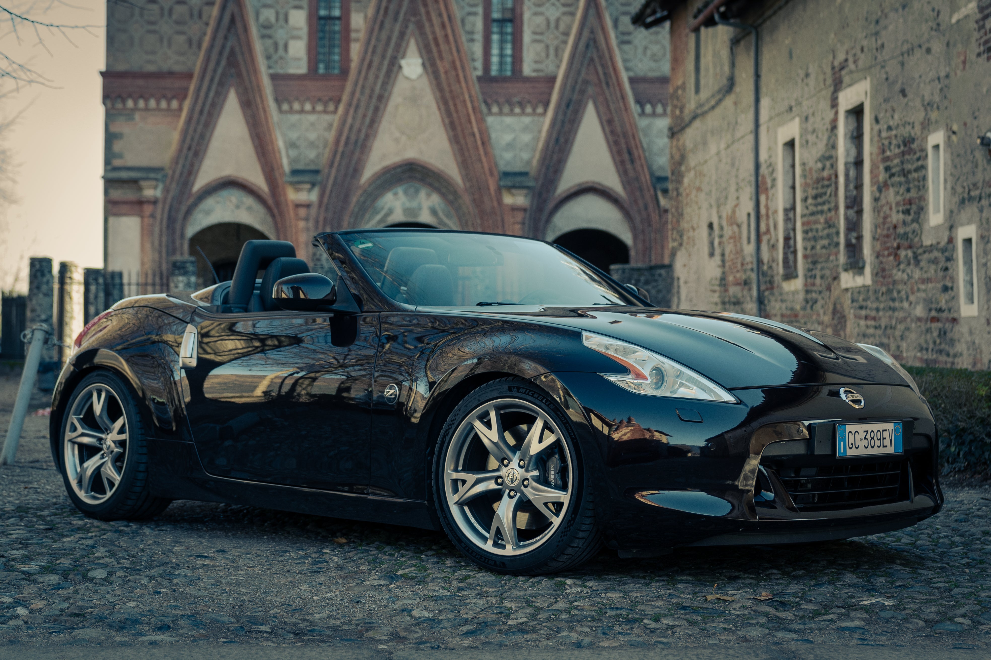 Nissan 370 z Roadster