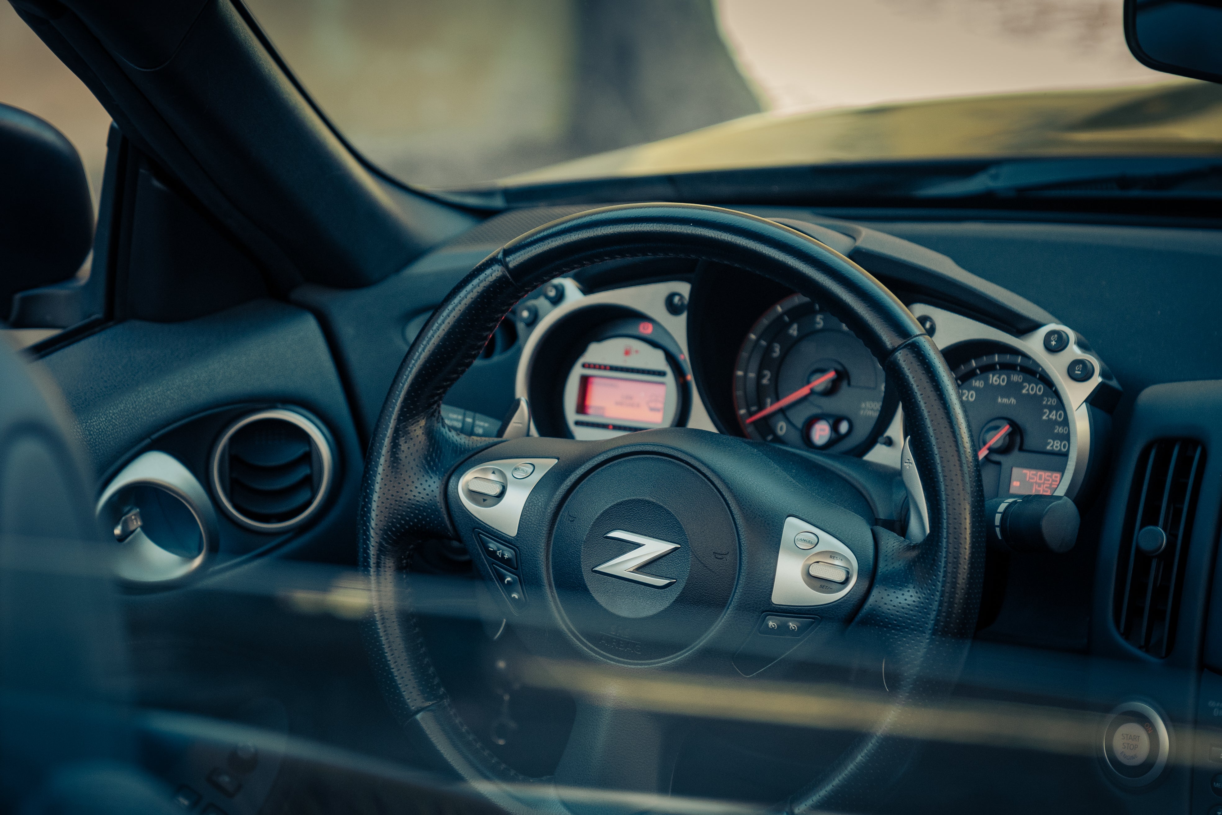 Nissan 370 z Roadster