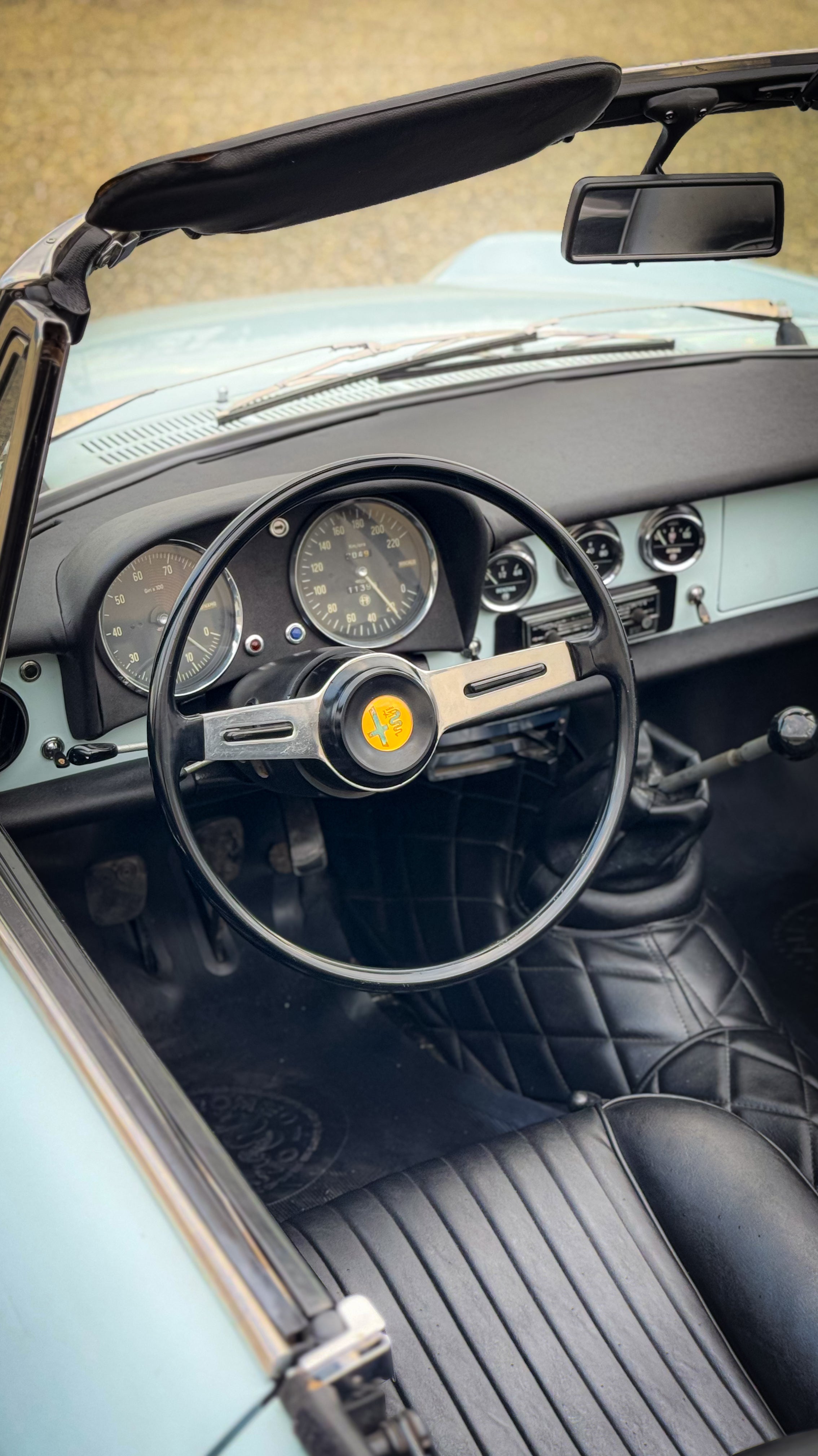 Alfa Romeo Duetto
