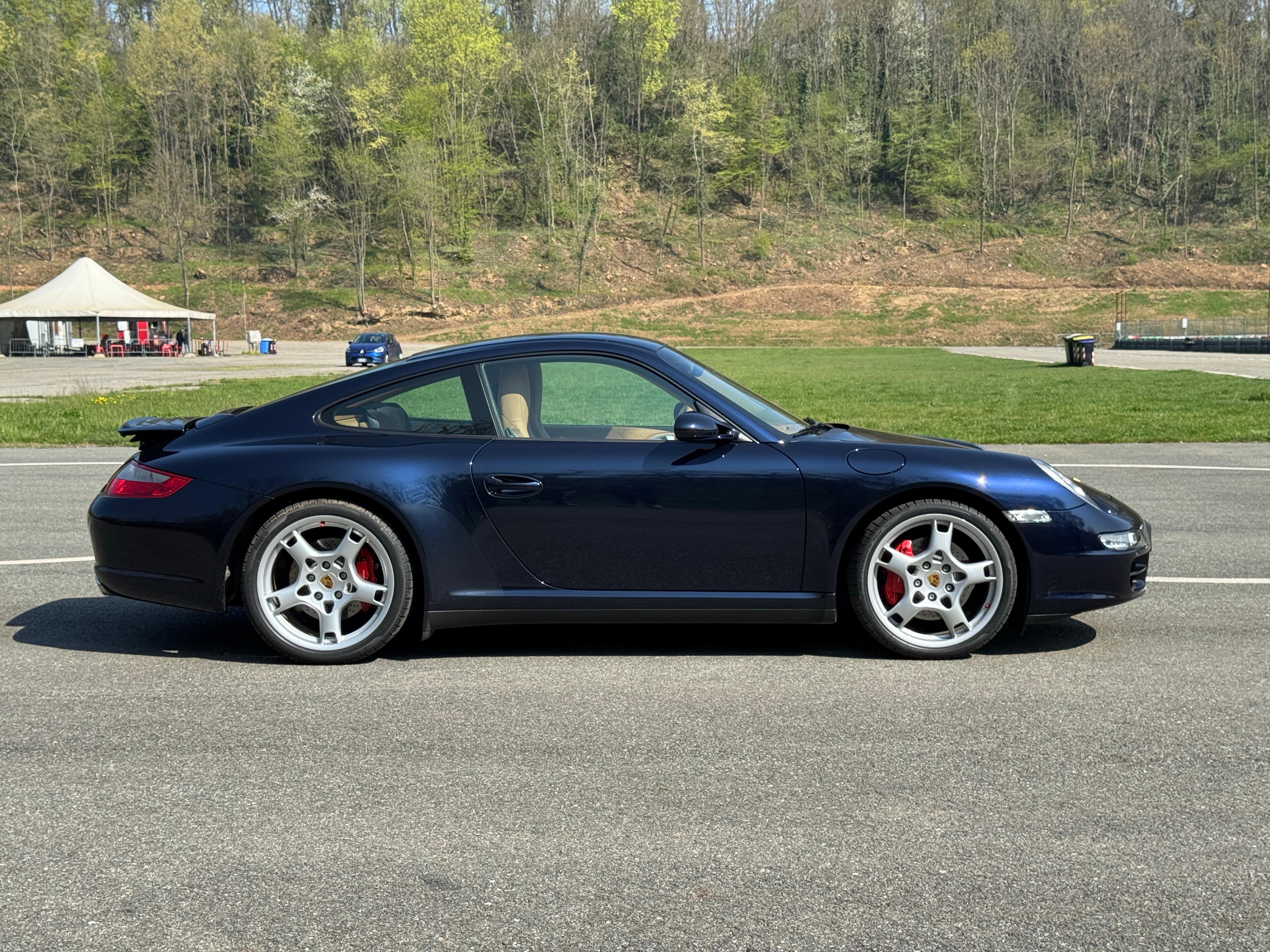 Porsche 911 Carrera 4S Coupé
