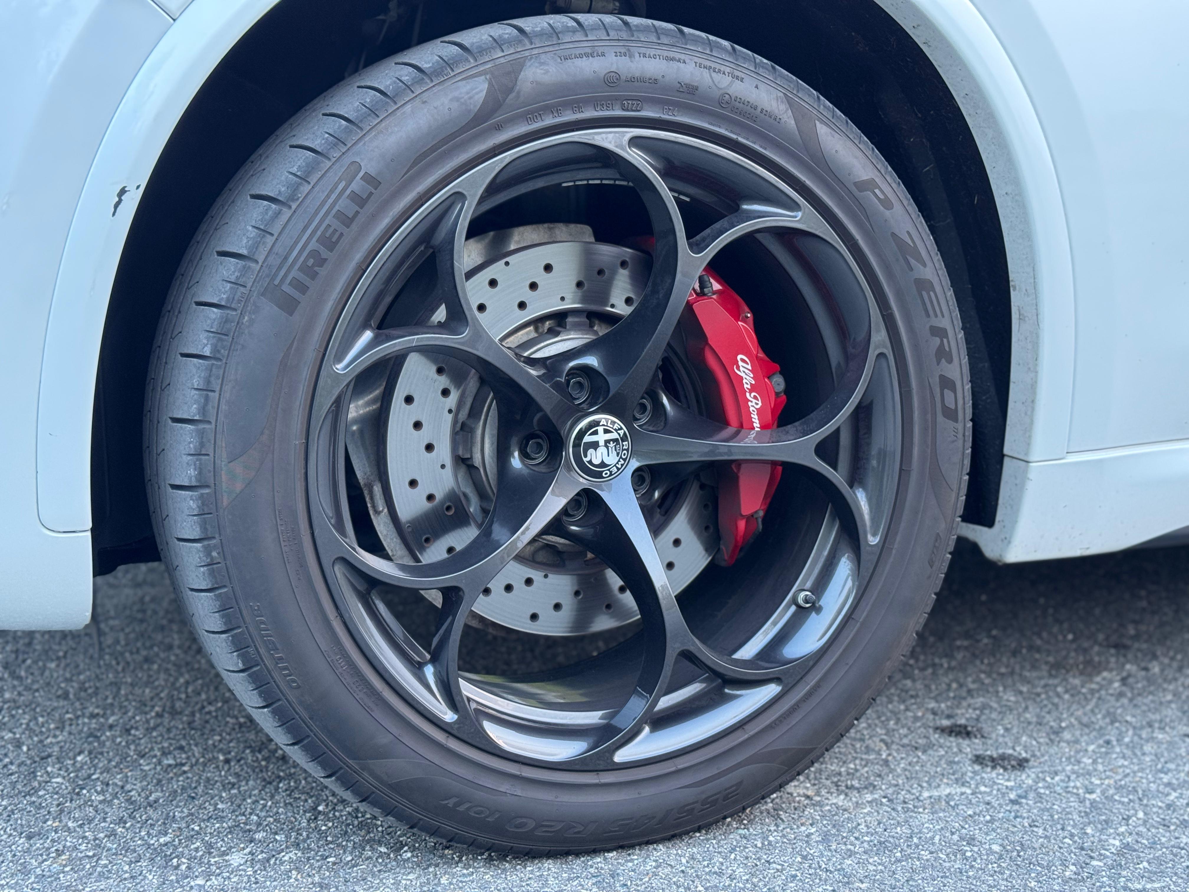 Alfa Romeo Stelvio Quadrifoglio Verde