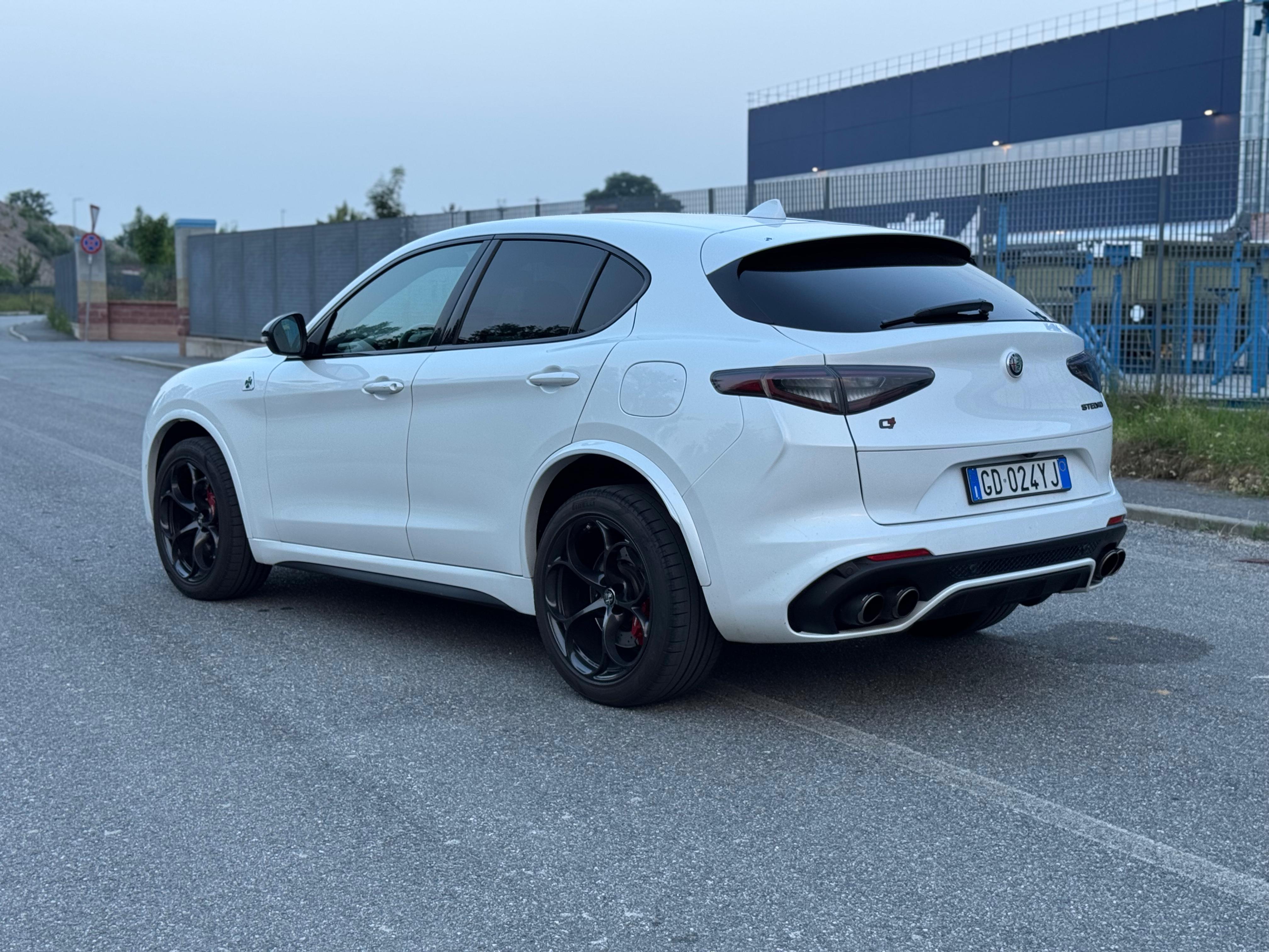Alfa Romeo Stelvio Quadrifoglio Verde