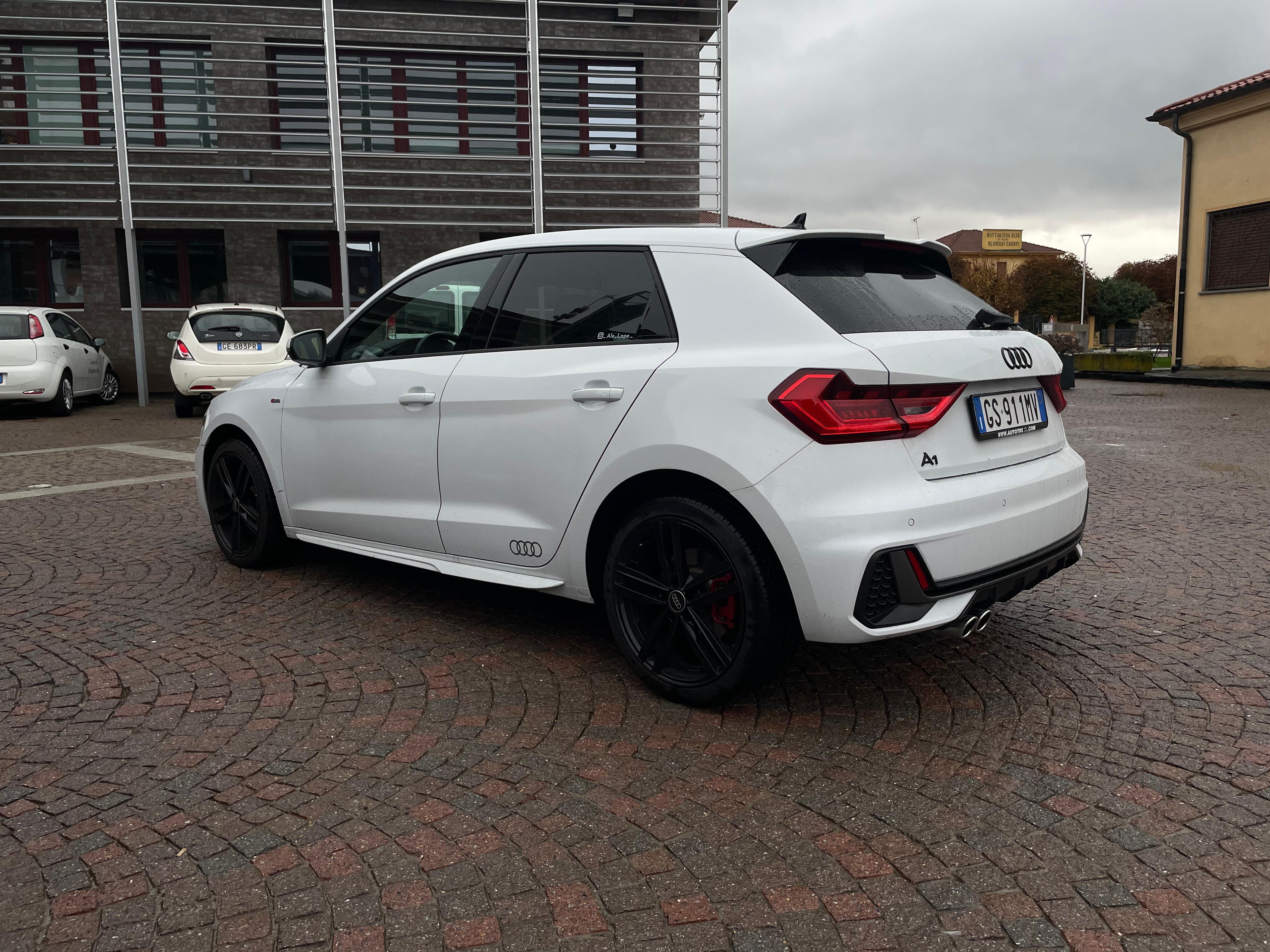 Audi A1 SPB 40 TFSI S tronic S line edition