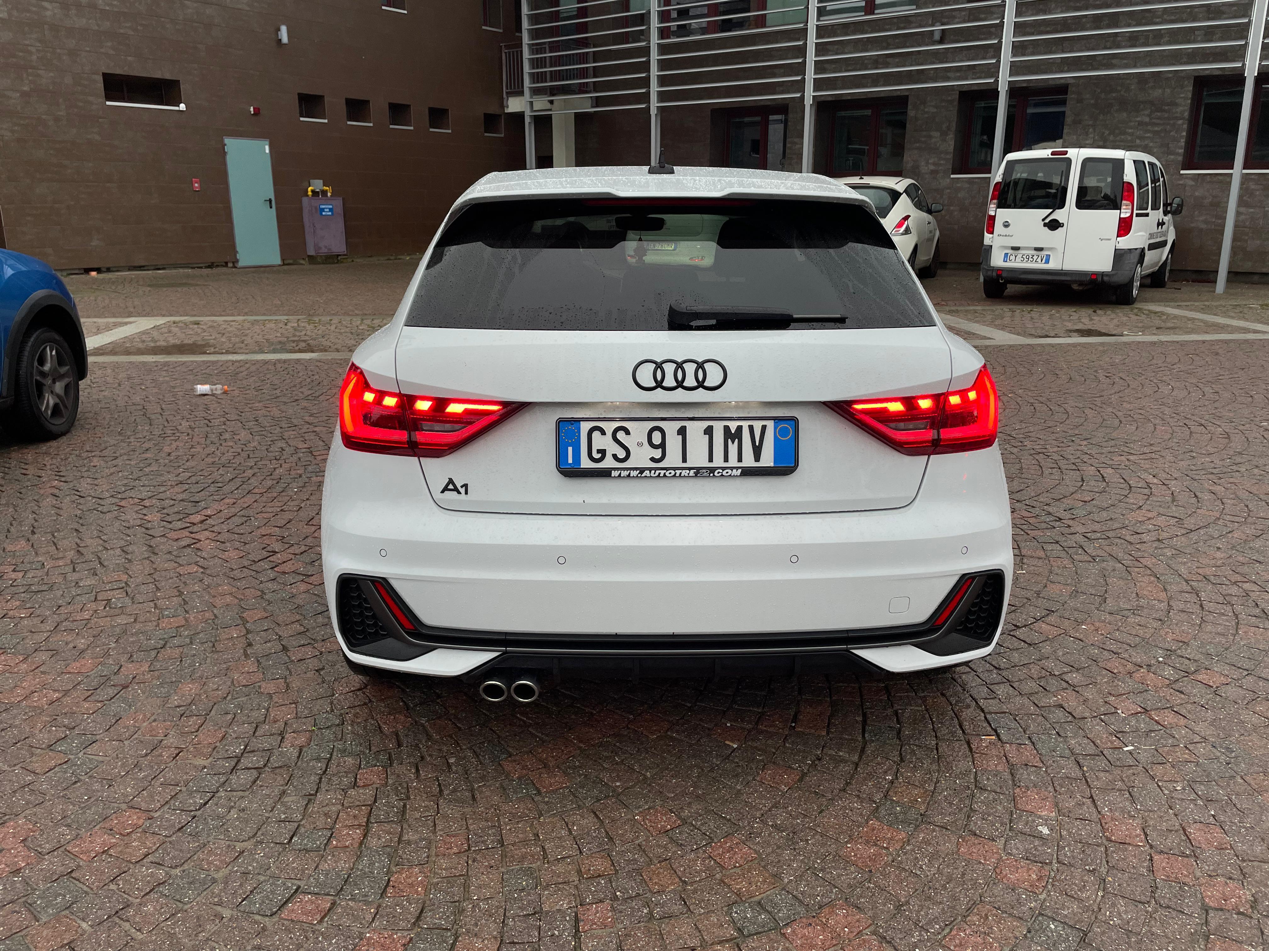 Audi A1 SPB 40 TFSI S tronic S line edition