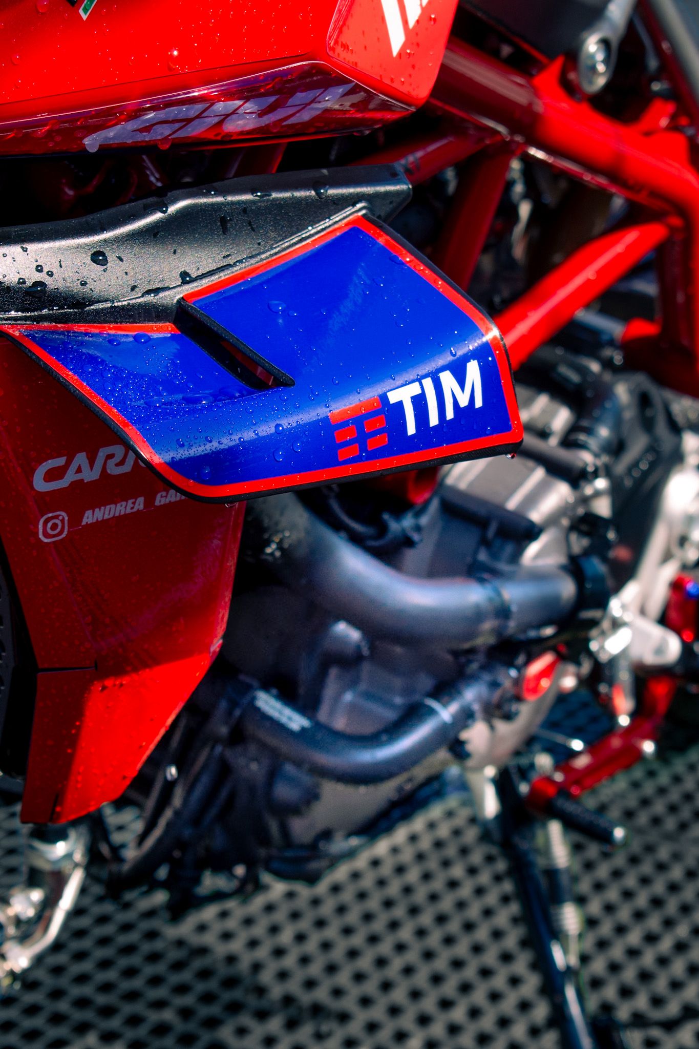 Ducati Hypermotard 950