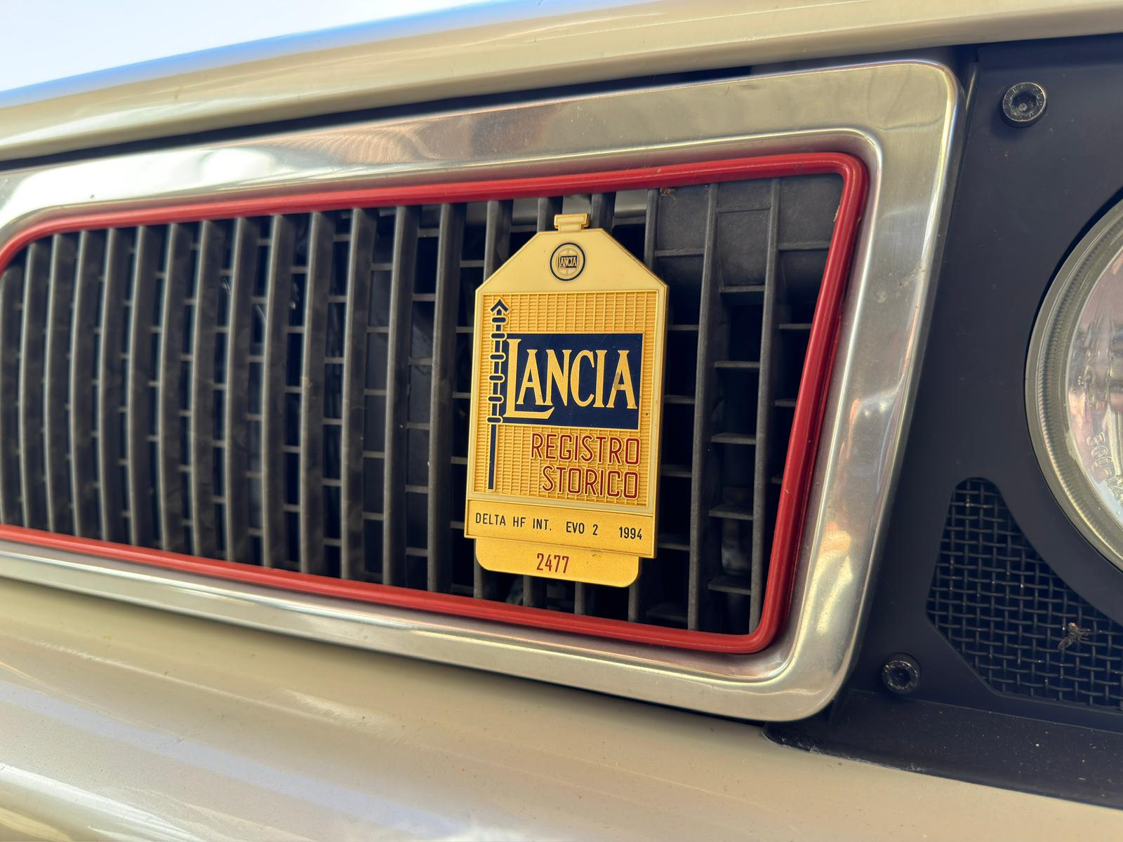 Lancia Delta Evo 2 HF Madre Perla