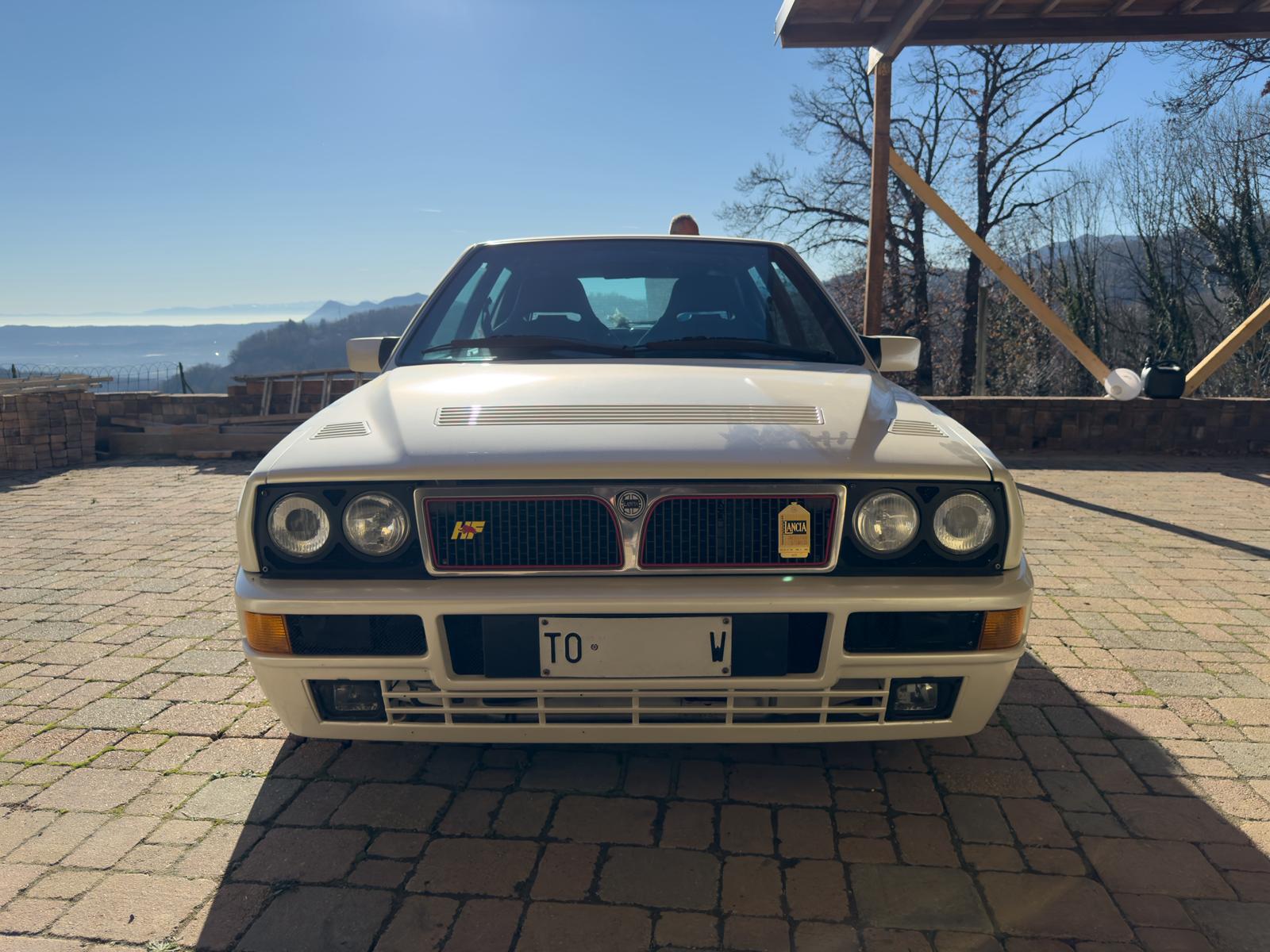 Lancia Delta Evo 2 HF Madre Perla