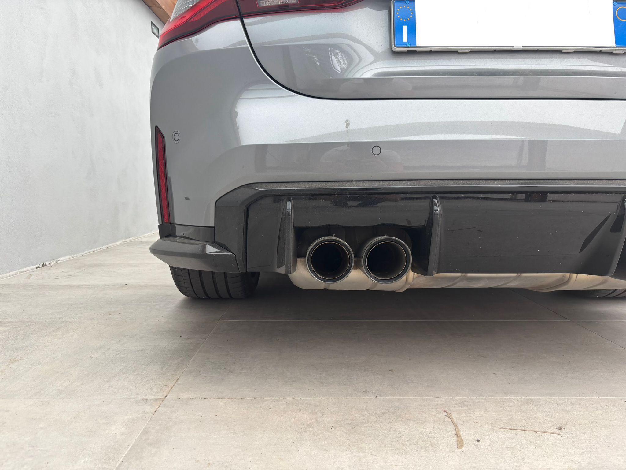 BMW M4 COMPETITION
