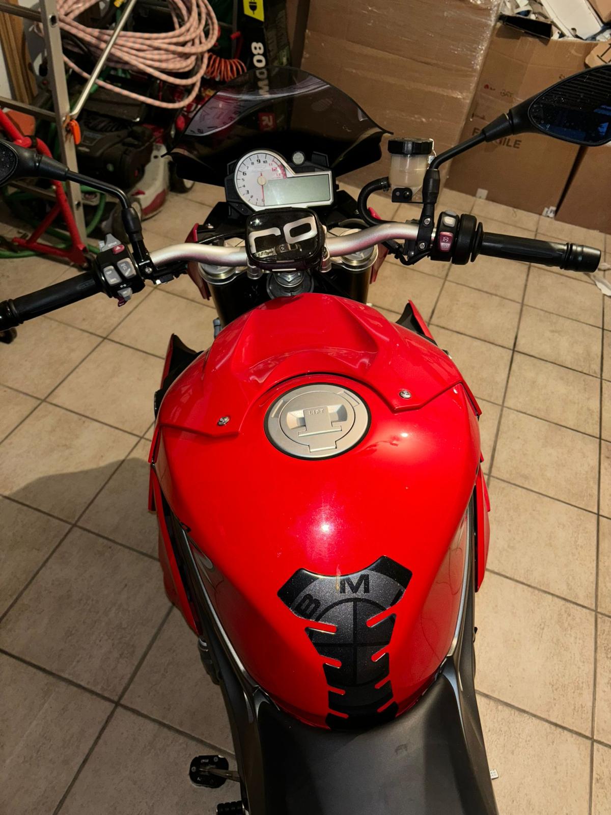 BMW S1000R