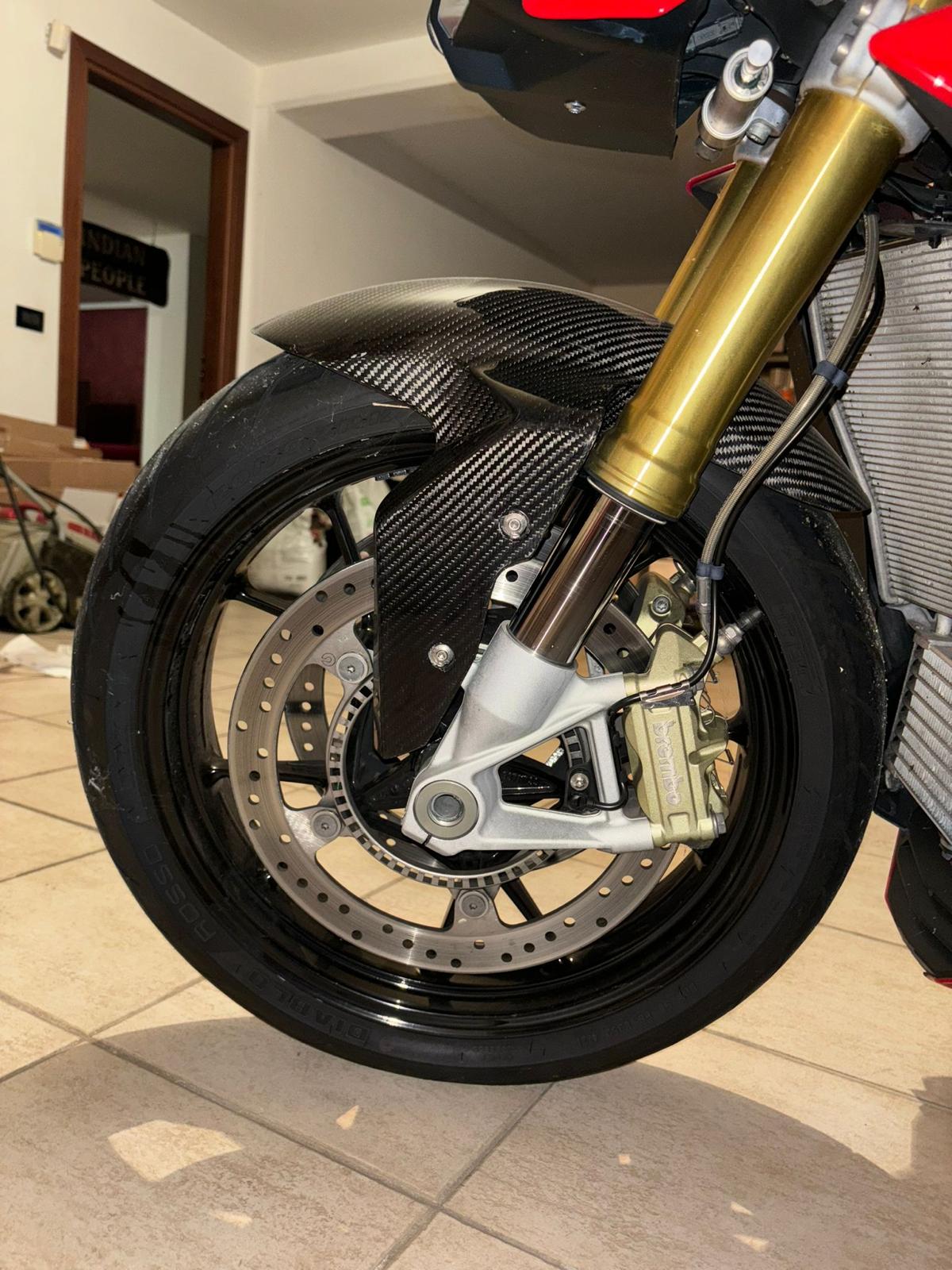 BMW S1000R