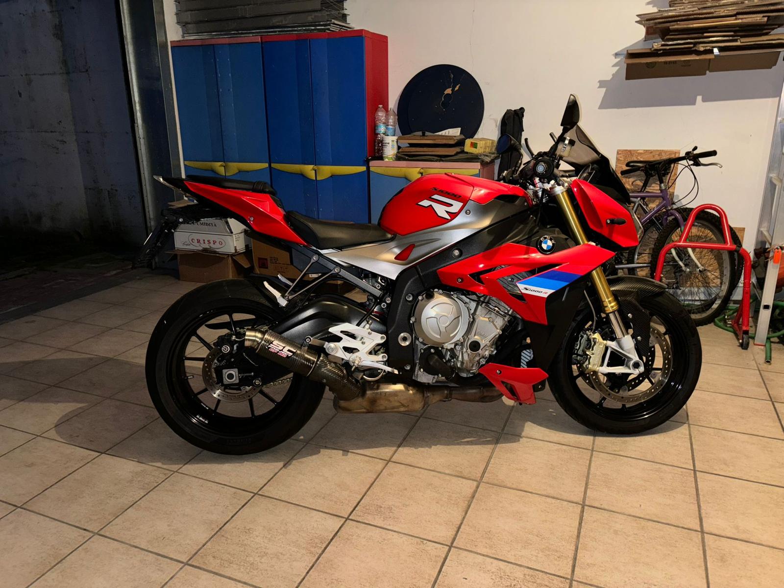 BMW S1000R