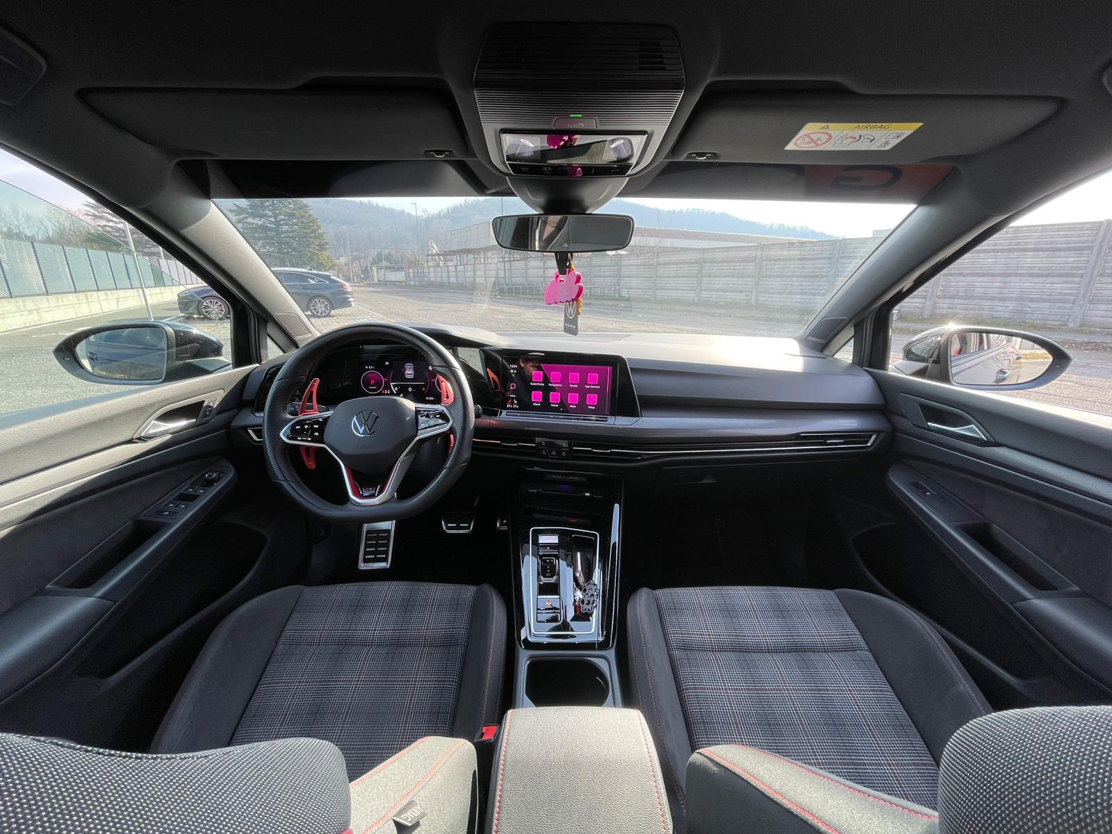 Volkswagen Golf GTI 2.0 TSI