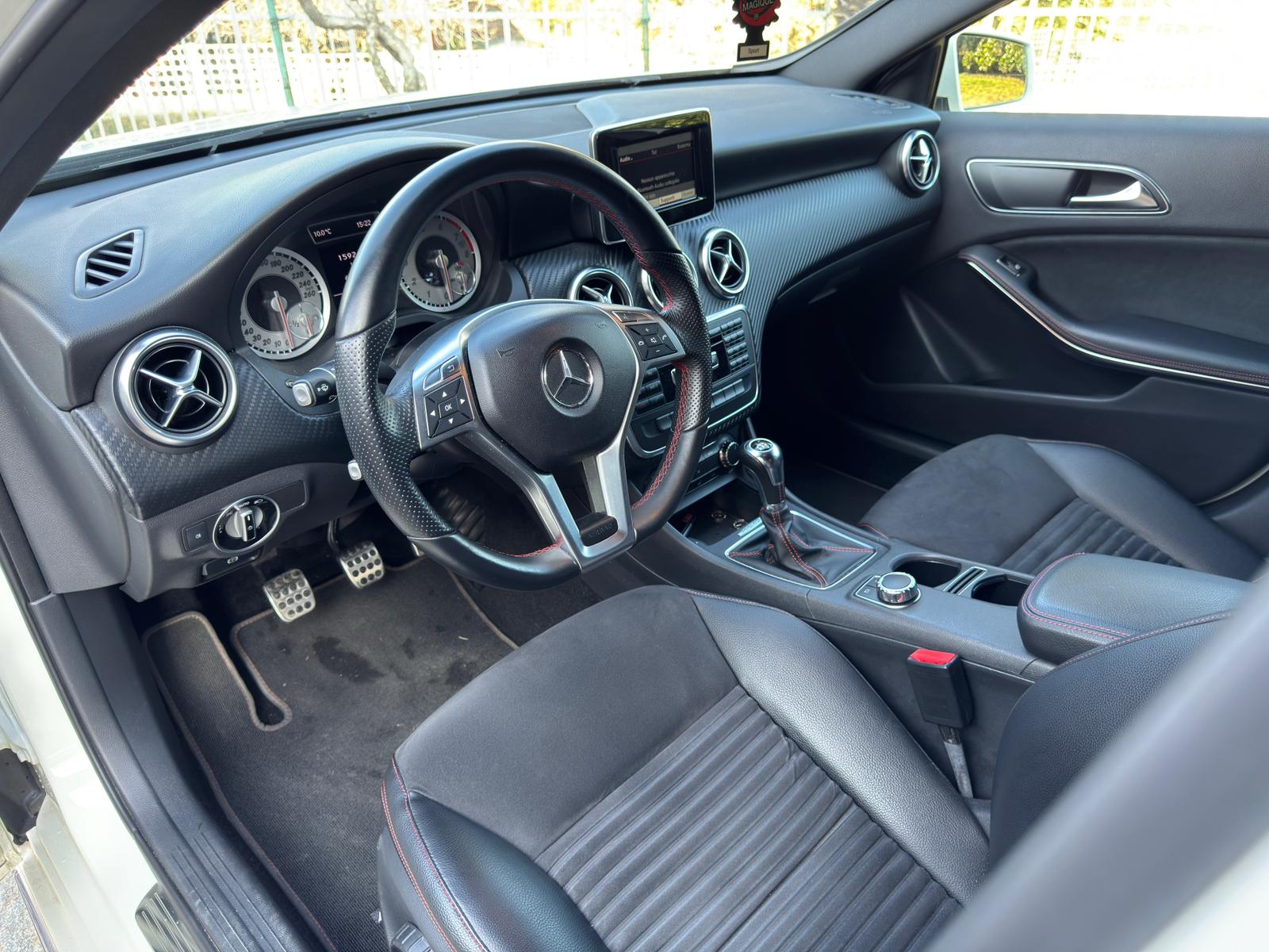 Mercedes-benz A 180 Premium