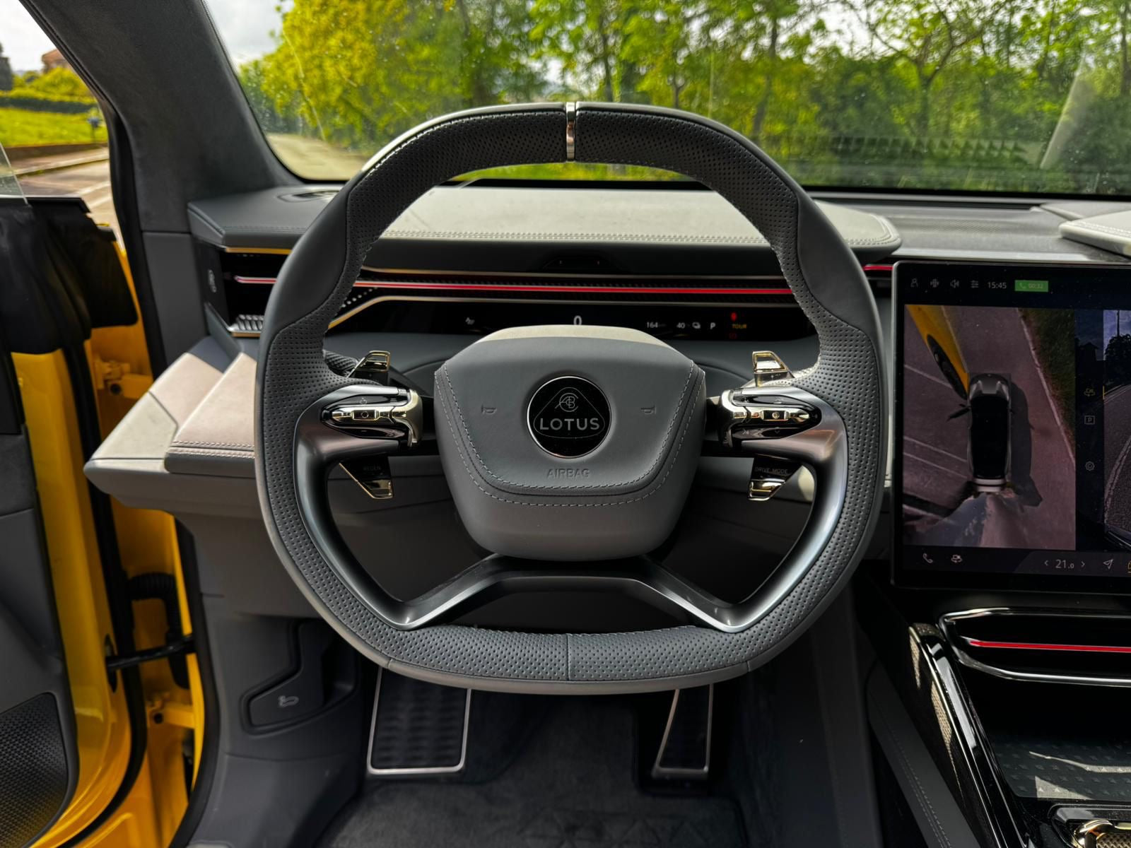 Lotus Eletre R Iva esposta pari al nuovo