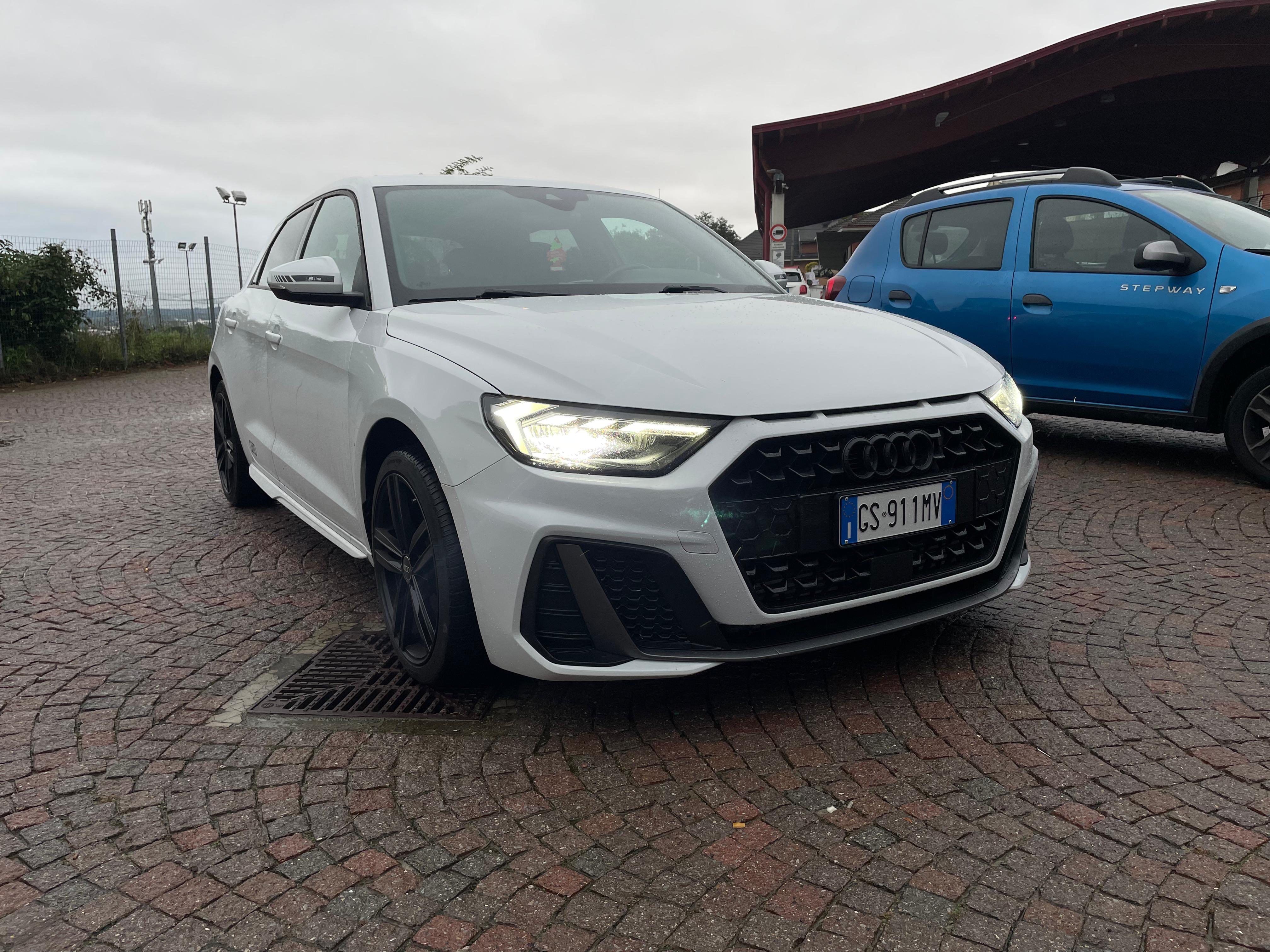 Audi A1 SPB 40 TFSI S tronic S line edition