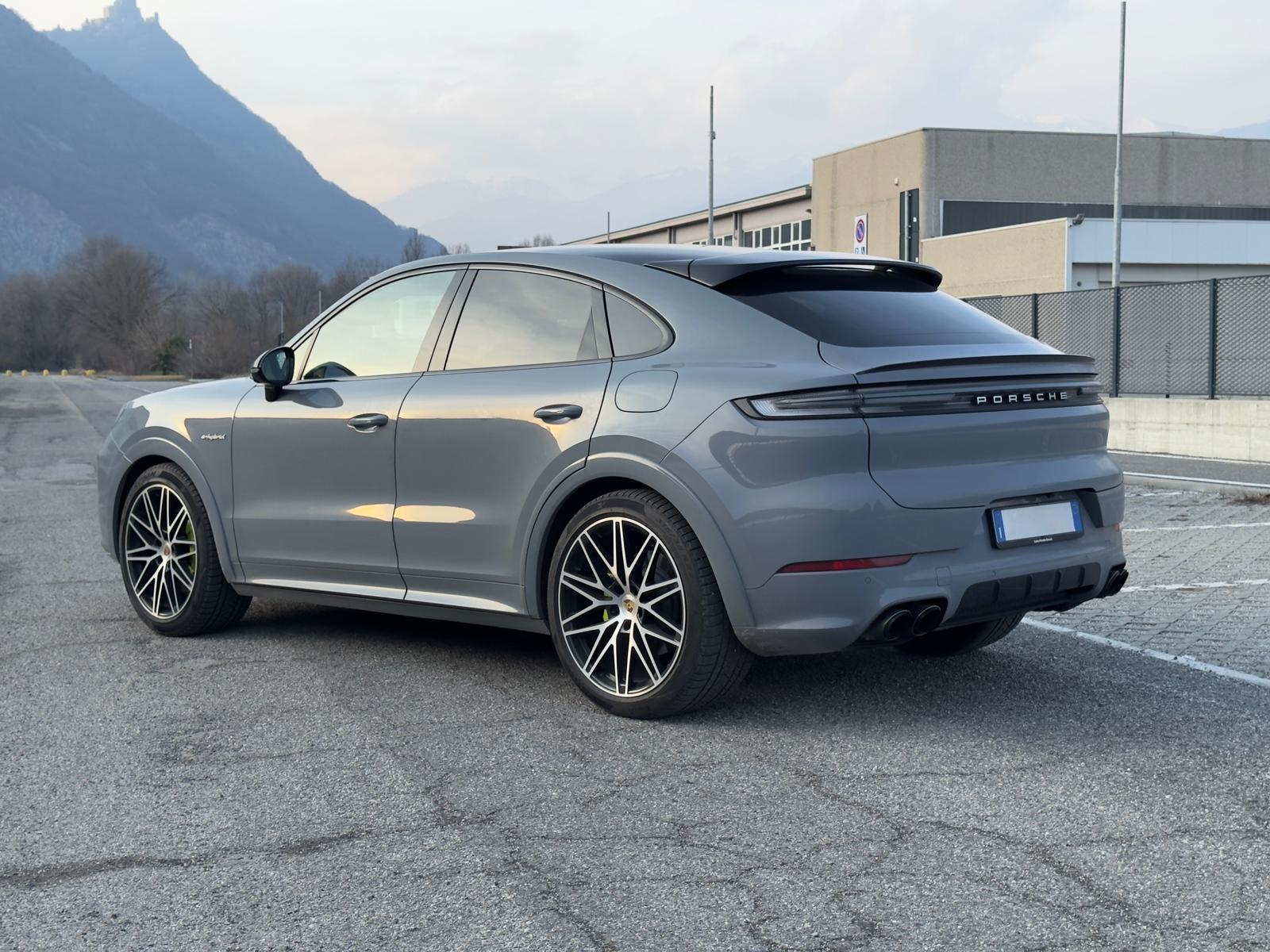 Porsche Cayenne Coupé 3.0 V6 E-Hybrid