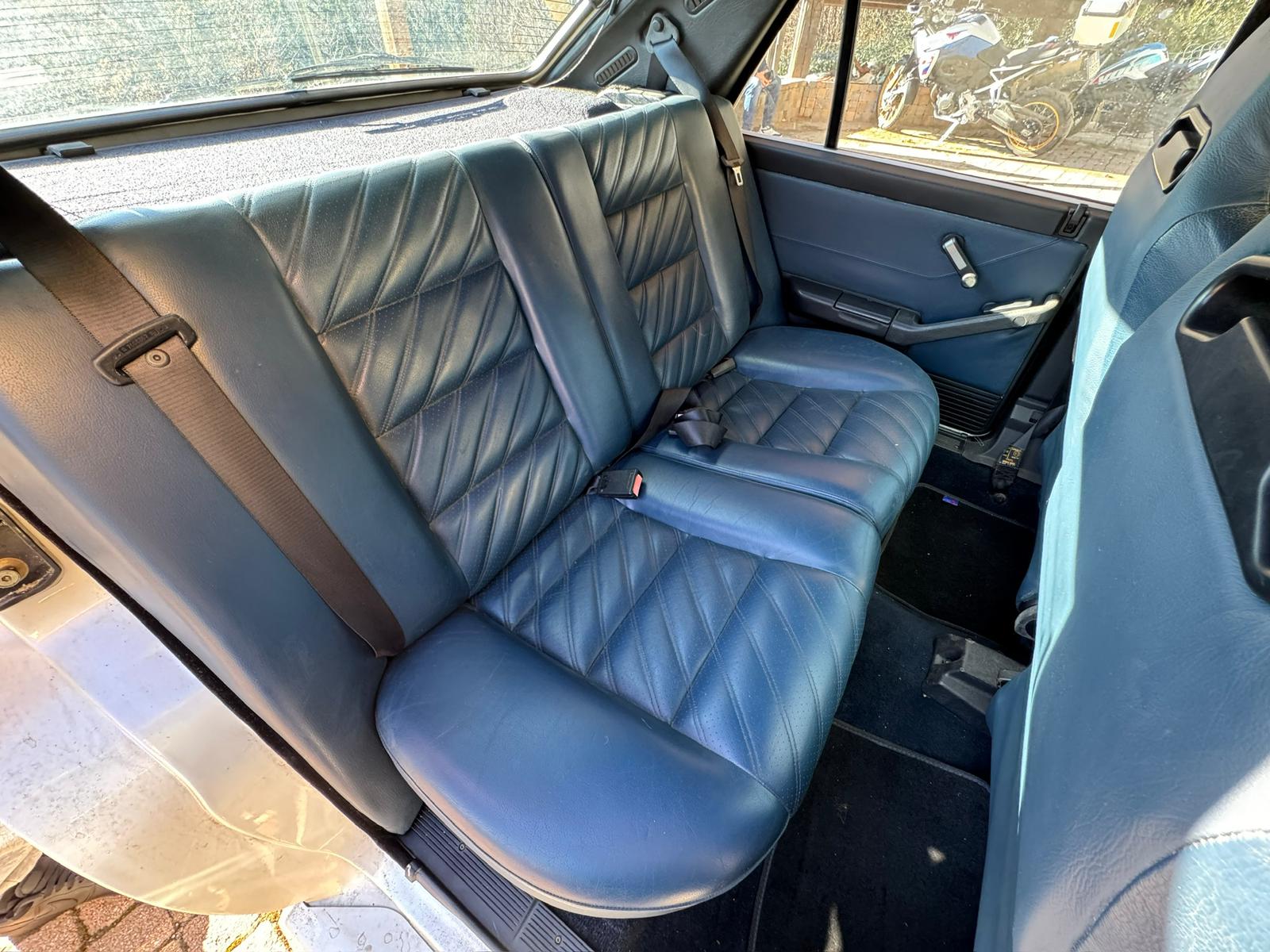 Lancia Delta Evo 2 HF Madre Perla