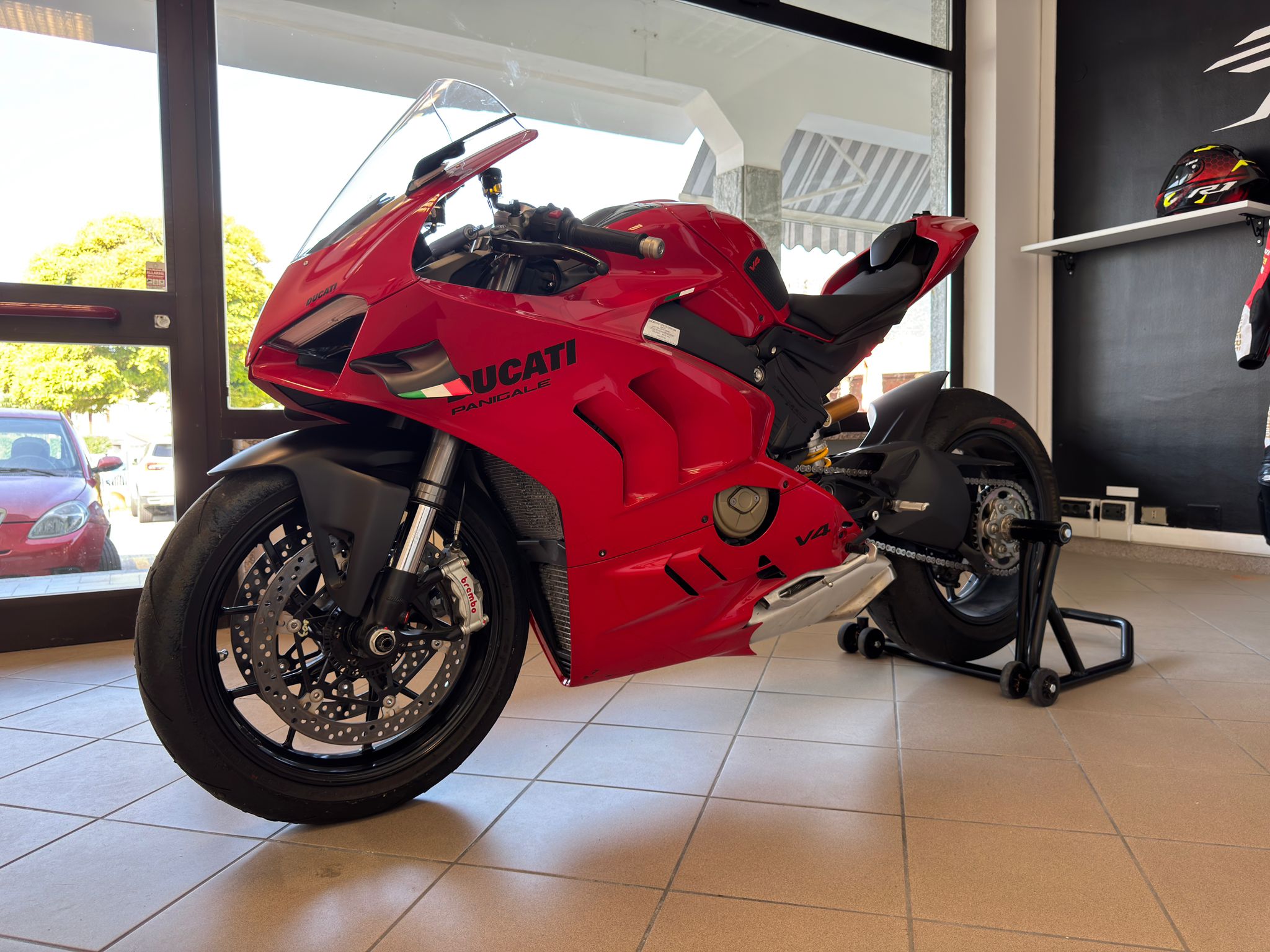 Ducati Paniga v4