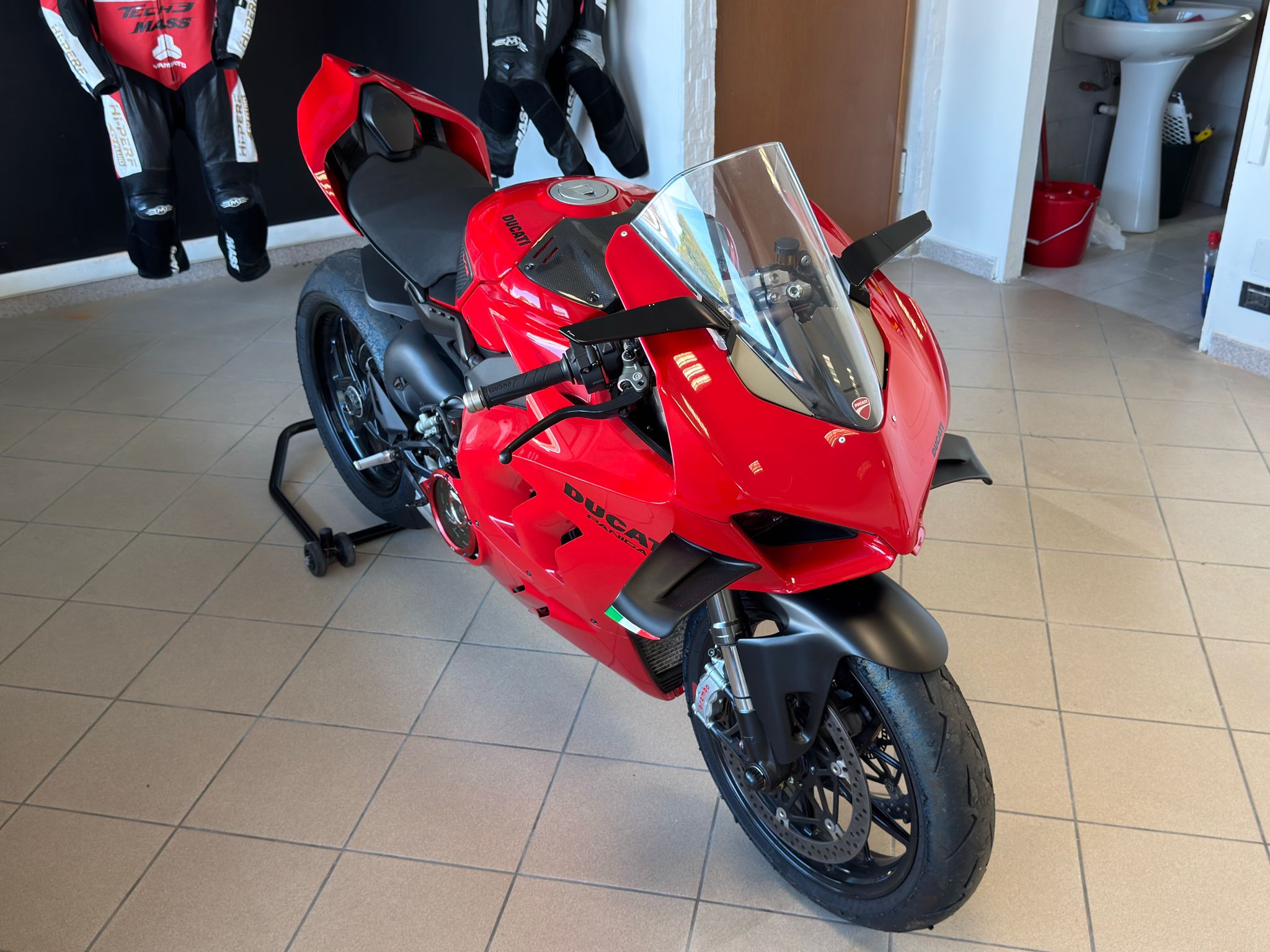 Ducati Paniga v4